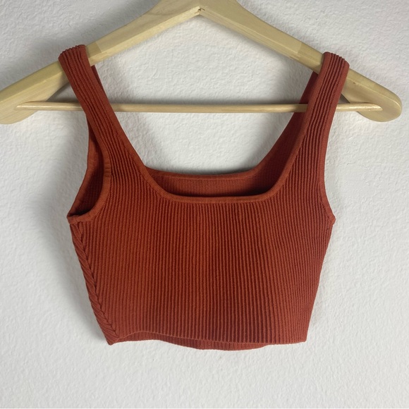 Aritzia Babaton Women’s XSmall Cropped Tank Top Ribbed Burnt Orange‎ Stretch - Picture 4 of 4